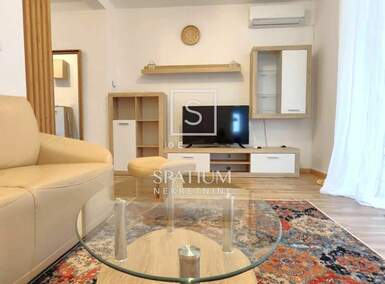 Trosoban stan, Rijeka, Trsat, najam, 800 €, 74 m2