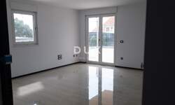 Cetvorosoban stan, Pakoštane, prodaja, 278000 €, 78 m2