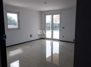 Cetvorosoban stan, Pakoštane, prodaja, 278000 €, 78 m2