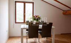 Trosoban stan, Matulji, najam, 700 €, 60 m2