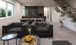 Stan, Rovinj, prodaja, 980000 €, 176 m2