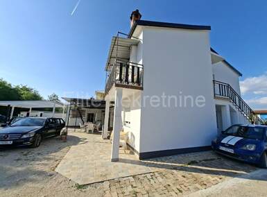 Stan, Poreč, prodaja, 278100 €, 94 m2