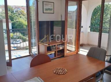 Dvosoban stan, Malinska-Dubašnica, Malinska, najam, 700 €, 56 m2