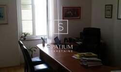 Poslovni prostor, Rijeka, Centar, najam, 350 €, 25 m2