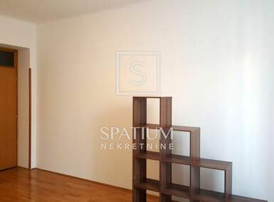 Poslovni prostor, Rijeka, Centar, najam, 250 €, 20 m2