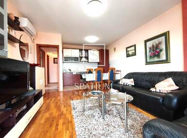 Trosoban stan, Novigrad, prodaja, 240000 €, 71 m2