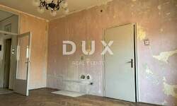 Trosoban stan, Pula, Centar, prodaja, 220000 €, 69 m2