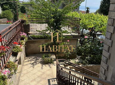 Stan, Lovran, prodaja, 395000 €, 96 m2