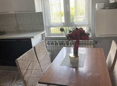 Trosoban stan, Čavle, najam, 700 €, 90 m2