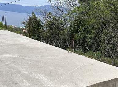 Kuca, Kostrena, prodaja, 220000 €, 186 m2