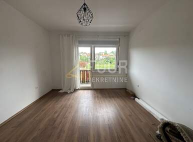 Poslovni prostor, Rijeka, Hosti, najam, 350 €, 13 m2