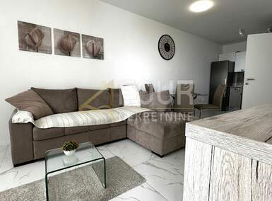 Dvosoban stan, Rijeka, Srdoči, najam, 850 €, 50 m2