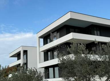 Trosoban stan, Medulin, prodaja, 505000 €, 136 m2