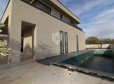 Kuca, Poreč, prodaja, 739999 €, 167 m2