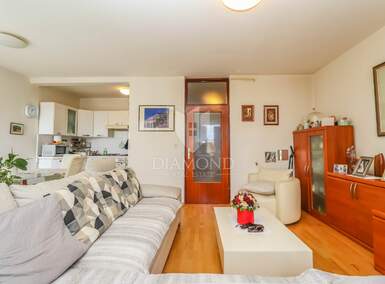 Dvosoban stan, Pula, Kaštanjer, prodaja, 187000 €, 53 m2