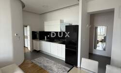 Trosoban stan, Rijeka, Centar, prodaja, 330000 €, 112 m2