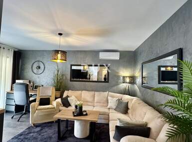 Dvosoban stan, Umag, prodaja, 291000 €, 60 m2