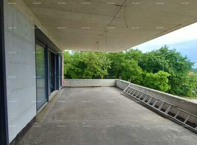 Trosoban stan, Ližnjan, prodaja, 640000 €, 206 m2