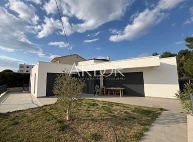 Kuca, Rab, Barbat na Rabu, prodaja, 690000 €, 152 m2