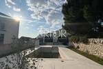 Kuca, Rab, Barbat na Rabu, prodaja, 690000 €, 152 m2