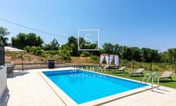 Kuca, Labin, prodaja, 437500 €, 140 m2