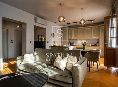 Trosoban stan, Rijeka, Centar, prodaja, 365000 €, 64 m2