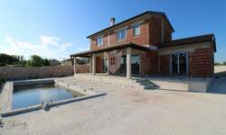 Kuca, Svetvinčenat, prodaja, 279000 €, 193 m2