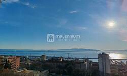 Dvosoban stan, Rijeka, Belveder, najam, 700 €, 53 m2