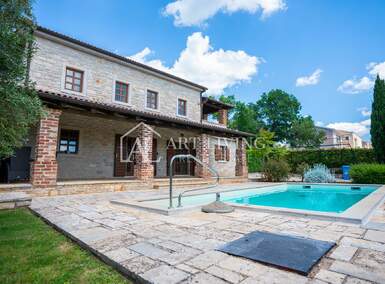 Kuca, Poreč, prodaja, 570000 €, 210 m2