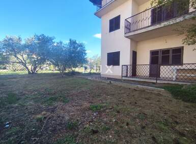 Kuca, Šibenik, Raslina, prodaja, 250000 €, 255 m2