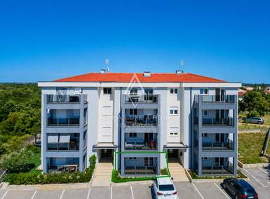 Trosoban stan, Poreč, prodaja, 250000 €, 75 m2