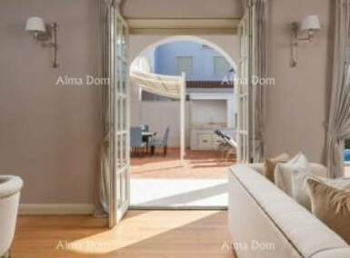 Kuca, Poreč, Vabriga, prodaja, 1150000 €, 289 m2