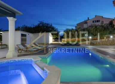 Kuca, Pula, Veruda, prodaja, 1401000 €, 500 m2