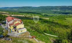 Kuca, Motovun, prodaja, 180000 €, 170 m2