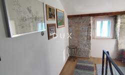 Trosoban stan, Šibenik, Dolac, prodaja, 450000 €, 150 m2