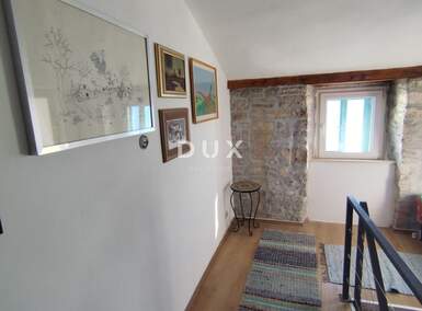 Trosoban stan, Šibenik, Dolac, prodaja, 450000 €, 150 m2