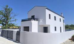 Kuca, Svetvinčenat, prodaja, 465000 €, 162 m2