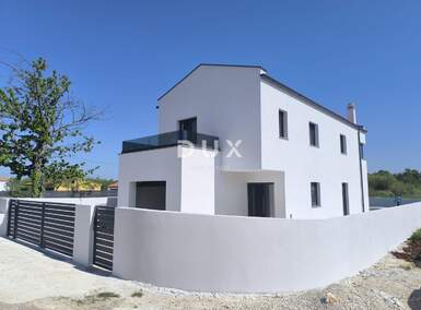 Kuca, Svetvinčenat, prodaja, 465000 €, 162 m2