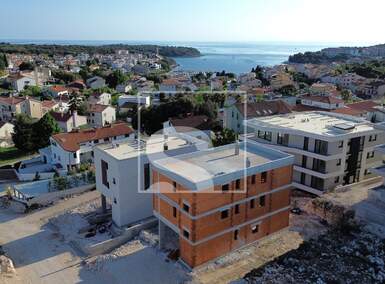 Cetvorosoban stan, Medulin, Pješčana Uvala, prodaja, 422000 €, 105 m2