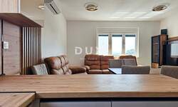 Trosoban stan, Rab, Banjol, prodaja, 488000 €, 90 m2