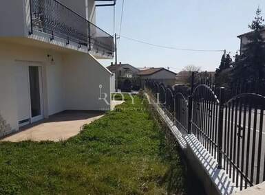 Dvosoban stan, Rijeka, Zamet, najam, 600 €, 40 m2