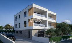 Trosoban stan, Šibenik, Brodarica, prodaja, 470000 €, 72 m2