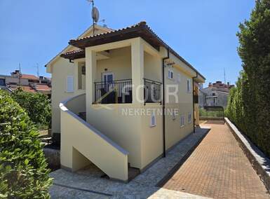 Trosoban stan, Krk, prodaja, 920000 €, 194 m2