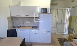 Jednosoban stan, Rijeka, Sušak, najam, 500 €, 20 m2