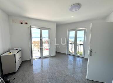 Dvosoban stan, Crikvenica, prodaja, 165000 €, 35 m2