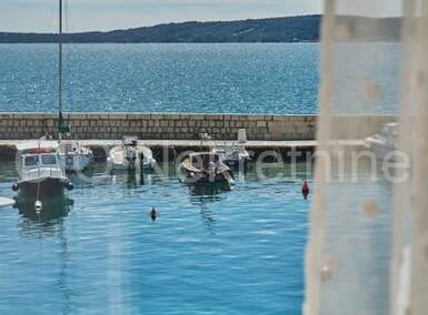 Kuca, Kaštela, Kaštel Novi, prodaja, 1250000 €, 160 m2