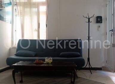 Dvosoban stan, Split, najam, 900 €, 502 m2