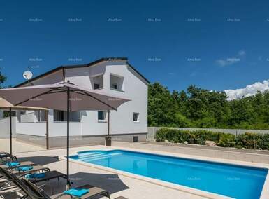 Kuca, Poreč, prodaja, 812000 €, 400 m2