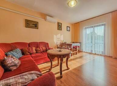 Dvosoban stan, Umag, prodaja, 240000 €, 66 m2