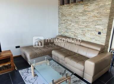 Trosoban stan, Rijeka, Pulac, najam, 1000 €, 74 m2